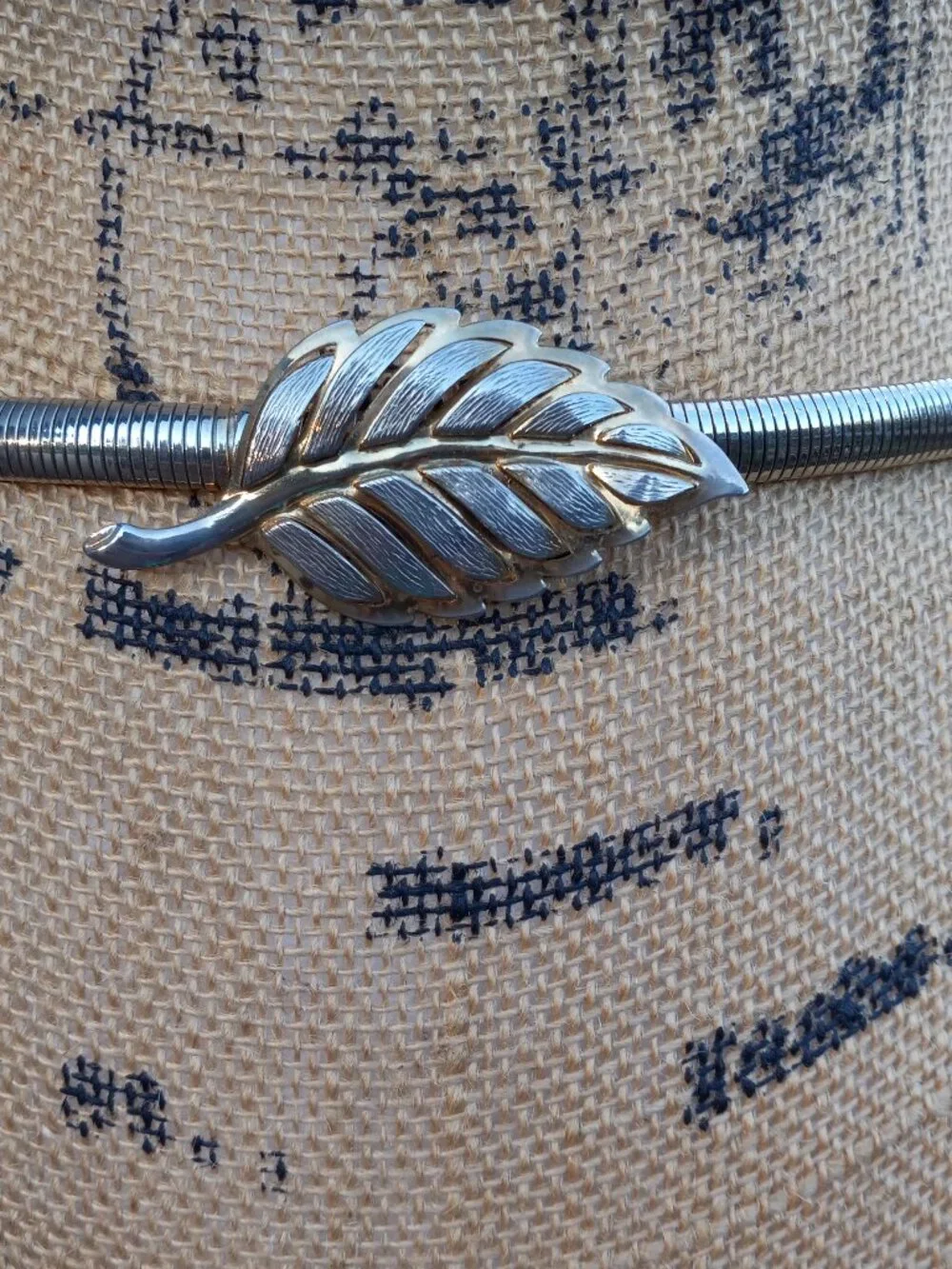 Vintage Goldtone and Silvertone Metal Leaf Stretch Snake Chain Belt